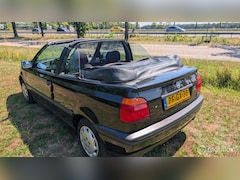 Volkswagen Golf Cabriolet - 1.8