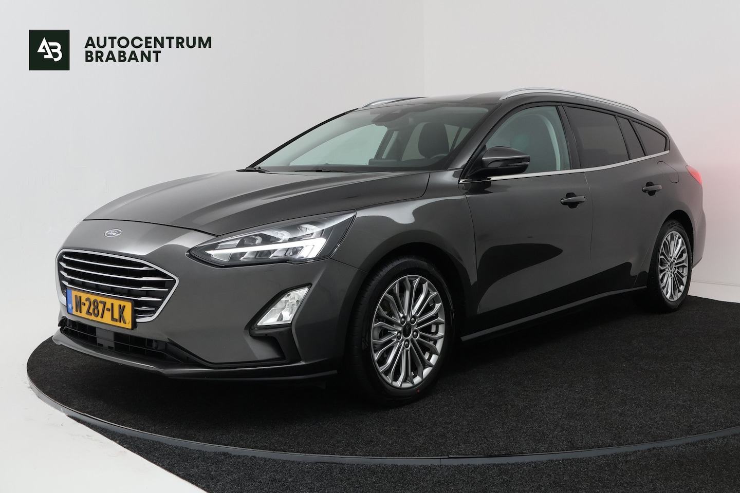 Ford Focus Wagon - 1.0 EcoBoost Hybrid Titanium X Business (STUUR-/STOELVERWARMING, TREKHAAK, CAMERA, NAVI, D - AutoWereld.nl