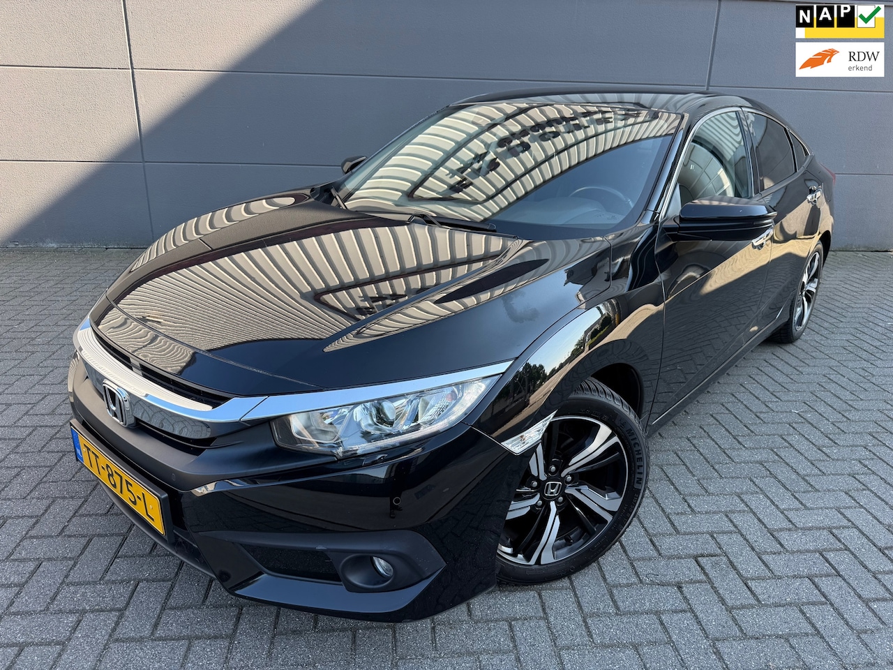 Honda Civic - 1.5 i-VTEC Elegance182PK*1eEigenaar*Automaat*Camera*NAVI*Cruise*StoelVerwam*Park-Sensoren* - AutoWereld.nl