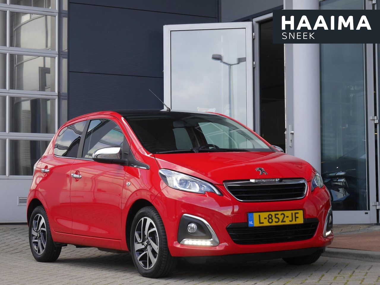 Peugeot 108 - 1.0 e-VTi Allure | Apple carplay | Achteruitrijcamera | Dab | Mistlampen | Zwart dak | Ext - AutoWereld.nl