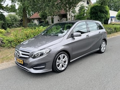 Mercedes-Benz B-klasse - 180 Sport 122PK Automaat•Navi•Xenon