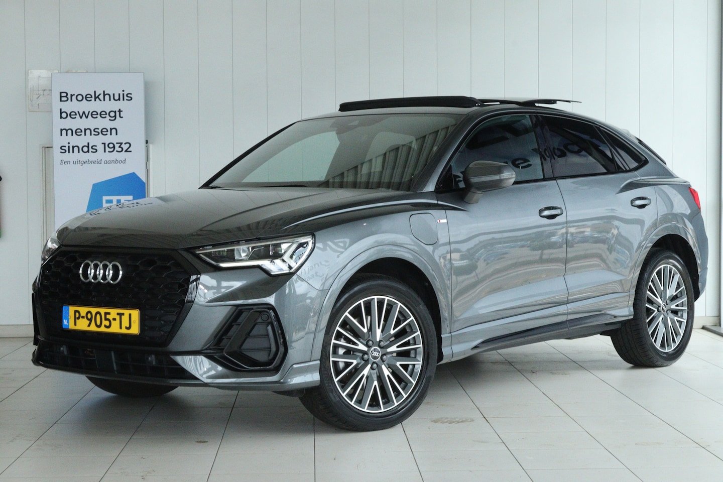 Audi Q3 Sportback - 45 TFSI e S Edition "OP AFSPRAAK" | Adapt. Cruise | Schuifdak | Camera | Navi | Climate | - AutoWereld.nl