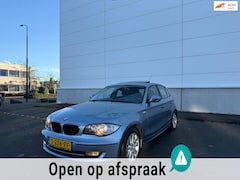 BMW 1-serie - 116i Business Line SCHUIFDAK/PDC/STLVRWMNG/6 BAK/5 DEURS