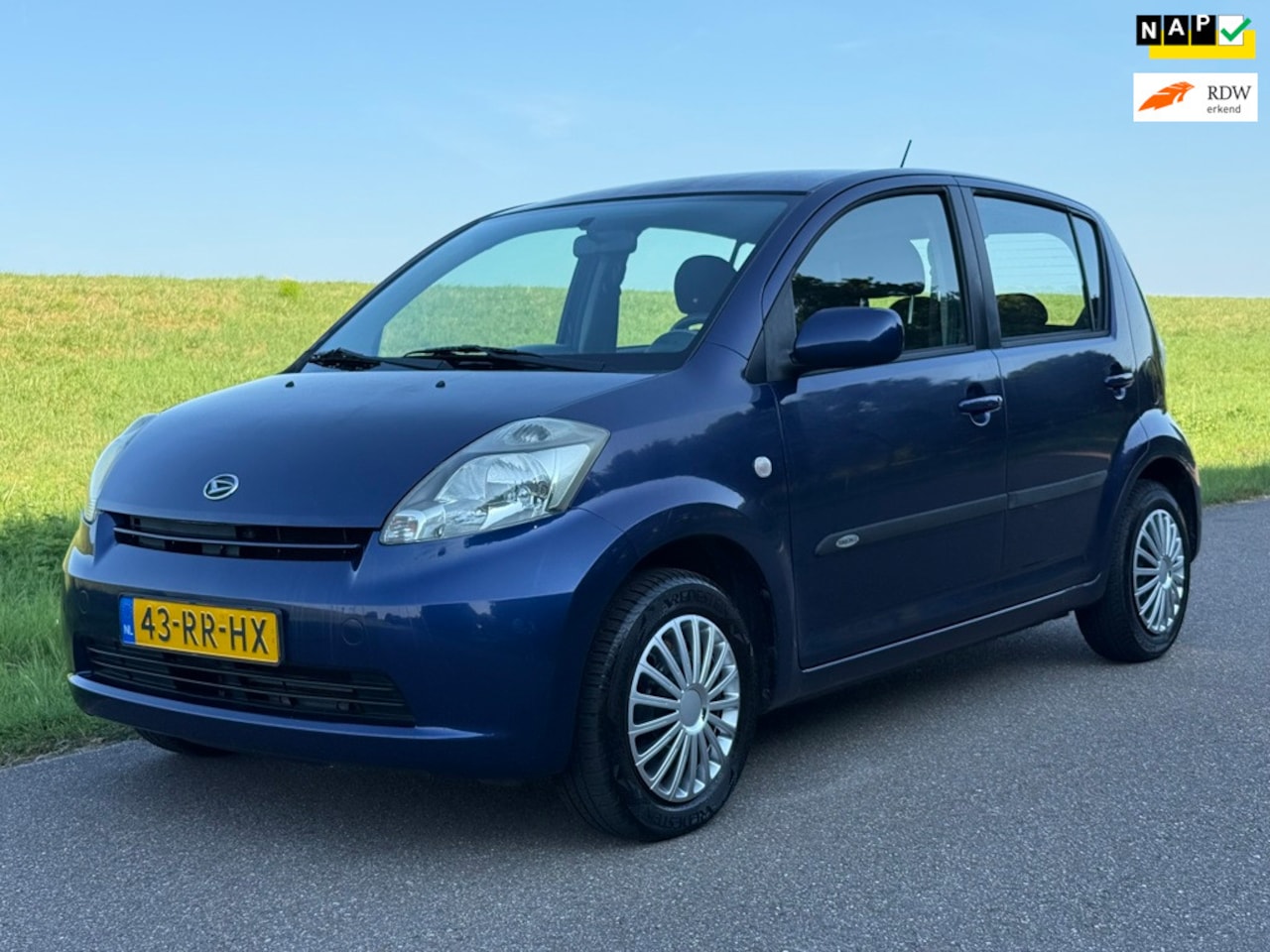 Daihatsu Sirion 2 - 1.0-12V Trend | Airco | Nieuwe APK - AutoWereld.nl