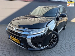 Mitsubishi Outlander - 2.0 PHEV Executive Edition*Camera*StoelVerwarming*ParkSensoren*Climat-Airco*Cruise*NEW-APK