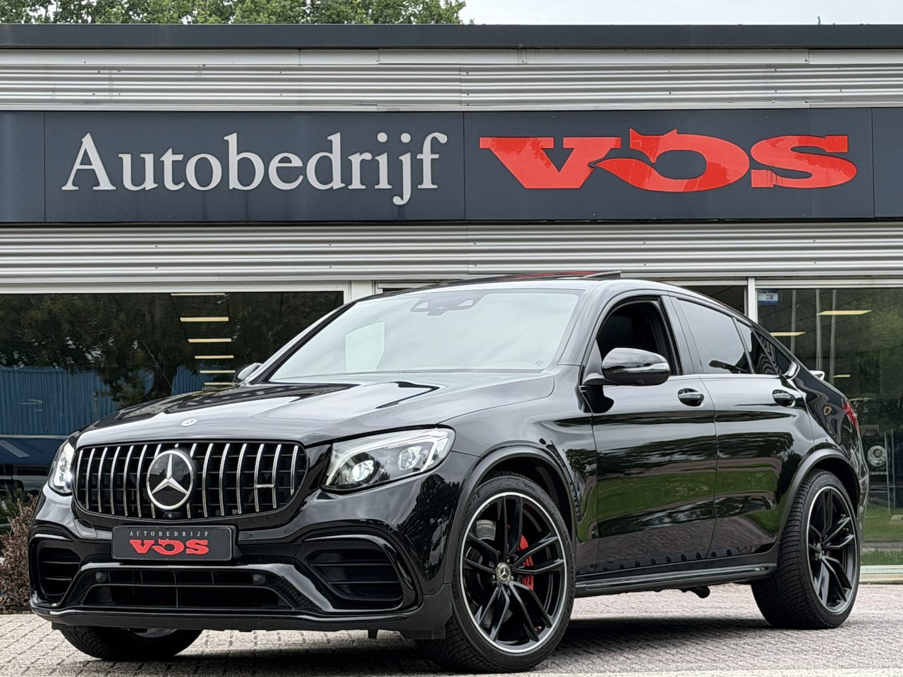 Mercedes-Benz GLC-klasse Coupé - AMG 63 S 4MATIC+ | Burmester | HUD | Glasdak - AutoWereld.nl