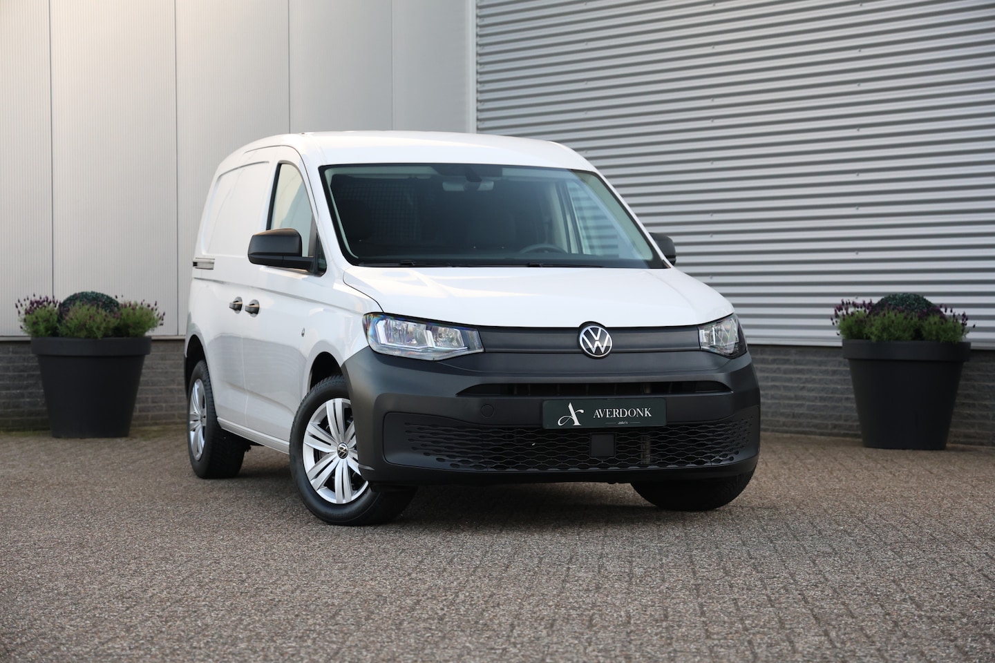 Volkswagen Caddy Cargo - 1.5 TSI Benzine Navi|PDC|Dealerondh - AutoWereld.nl