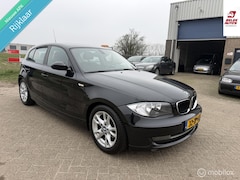 BMW 1-serie - 118i Business Line