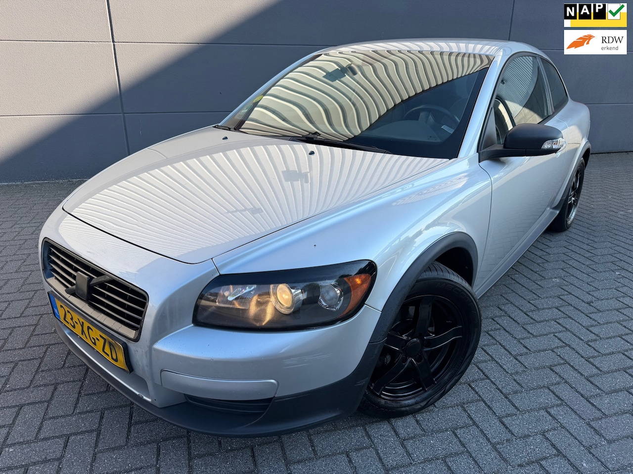 Volvo C30 - 1.8 Kinetic*Airco*Trekhaak*APK*Velgen*NAP - AutoWereld.nl