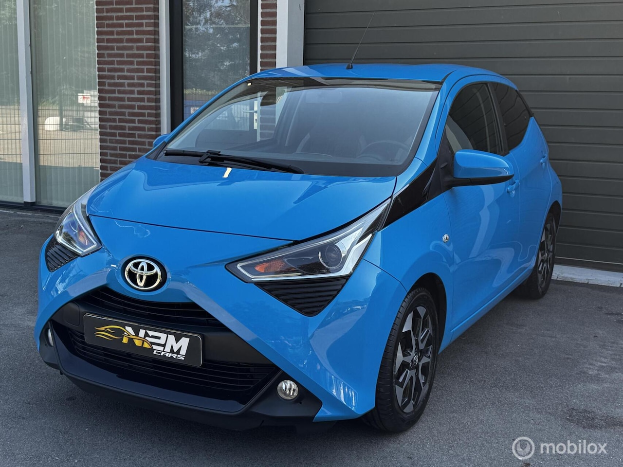 Toyota Aygo - 1.0 VVT-i x-clusiv 1.0 VVT-i x-clusiv - AutoWereld.nl