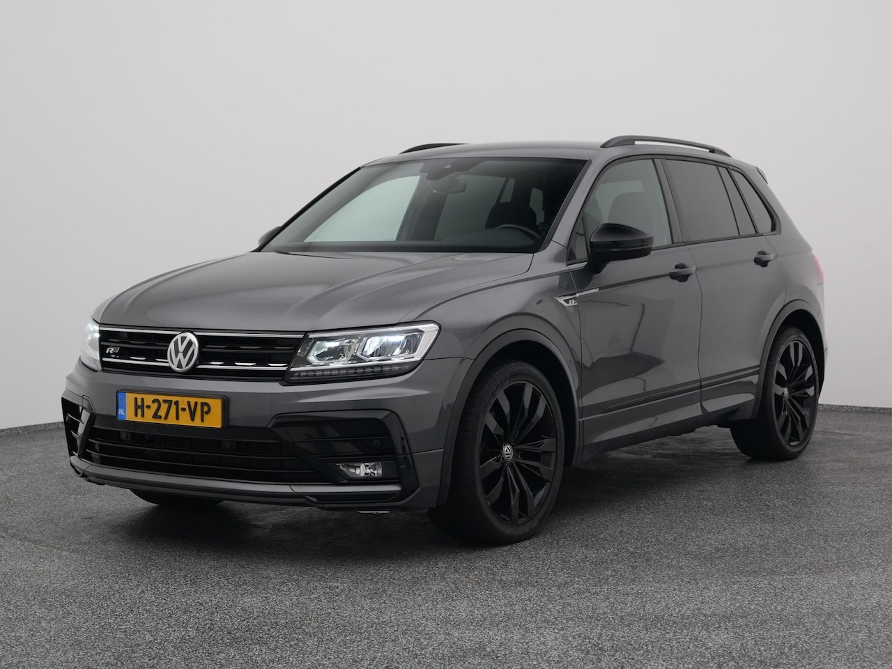 Volkswagen Tiguan - 1.5 TSI ACT Highline Business R-Line | ADAPTIVE | TREKHAAK - AutoWereld.nl