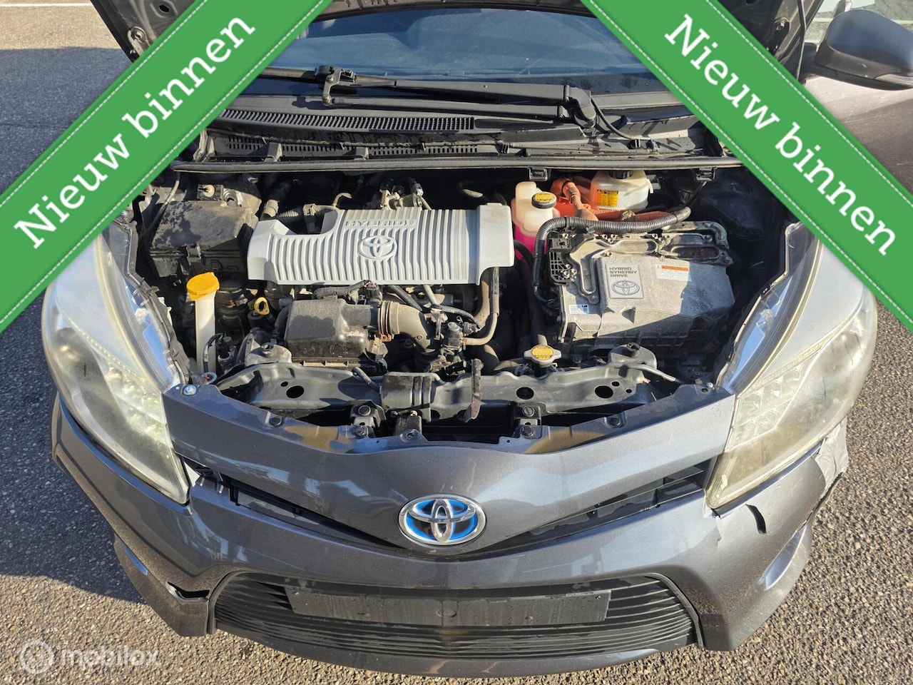 Toyota Yaris - 1.5 Hybrid AUTOMAAT, NAVIGATIE, CAMERA - AutoWereld.nl