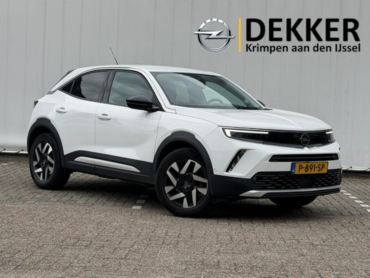 Opel Mokka - 1.2 Turbo Business Elegance met Navi/Camera, Trekhaak, Climate Controle, Driver Assist Pac - AutoWereld.nl
