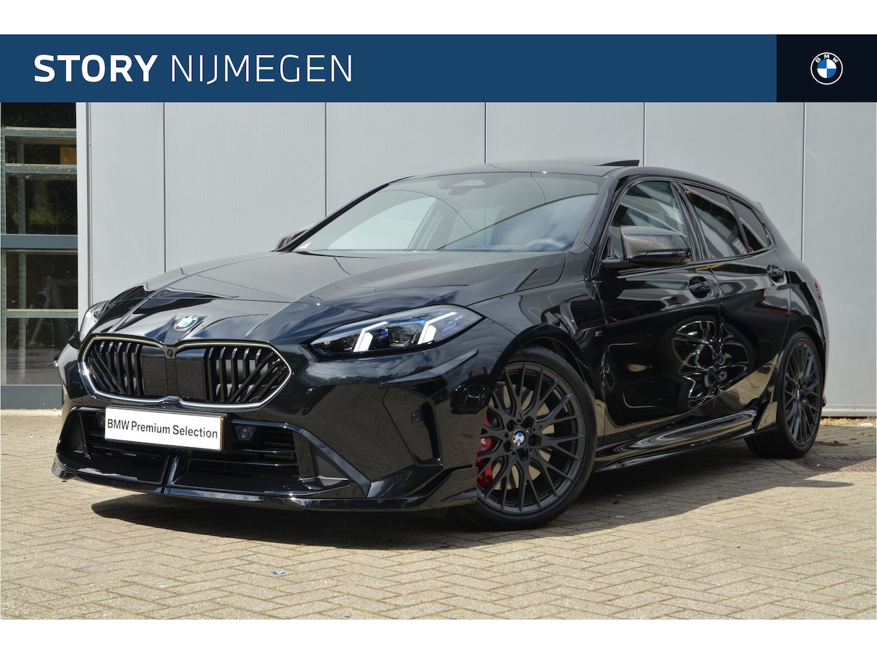 BMW 1-serie - 120 M Sport Automaat / Panoramadak / Sportstoelen / Comfort Access / Head-Up / Harman-Kard - AutoWereld.nl