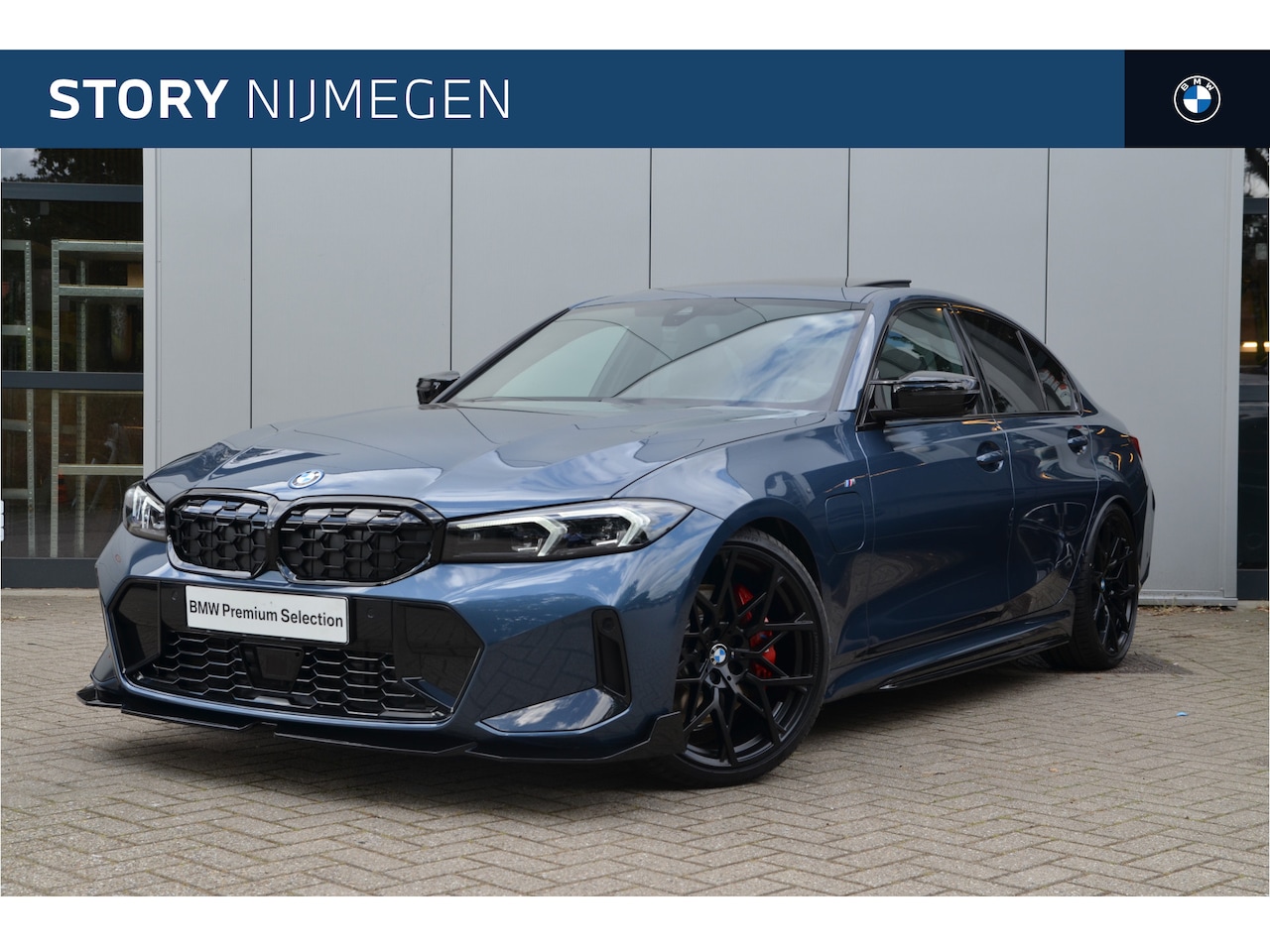 BMW 3-serie - 330e M Sport Automaat / Schuif-kanteldak / M Sportstoelen / Adaptieve LED / Active Cruise - AutoWereld.nl