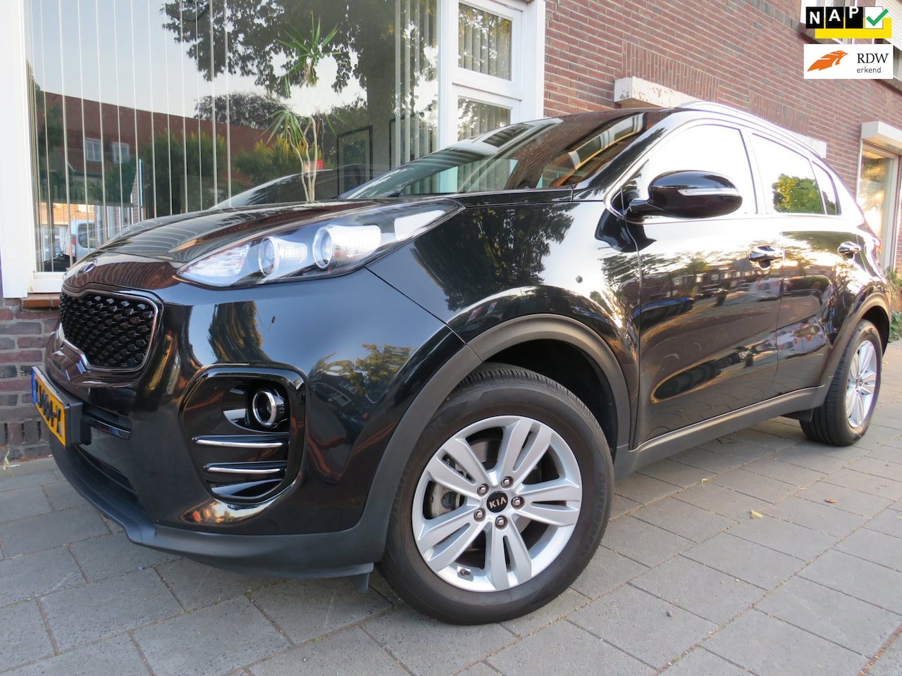 Kia Sportage - 1.6 GDI First Edition Clima Camera Cruise Contr. - AutoWereld.nl