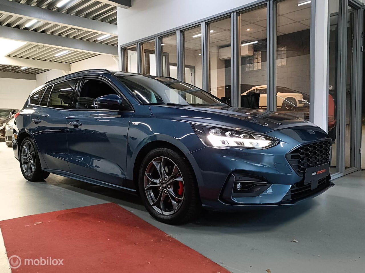 Ford Focus Wagon - 1.0 EcoBoost st line PANORAMA VIRTUAL LED NAVI PDC CAMERA STOEVER. - AutoWereld.nl