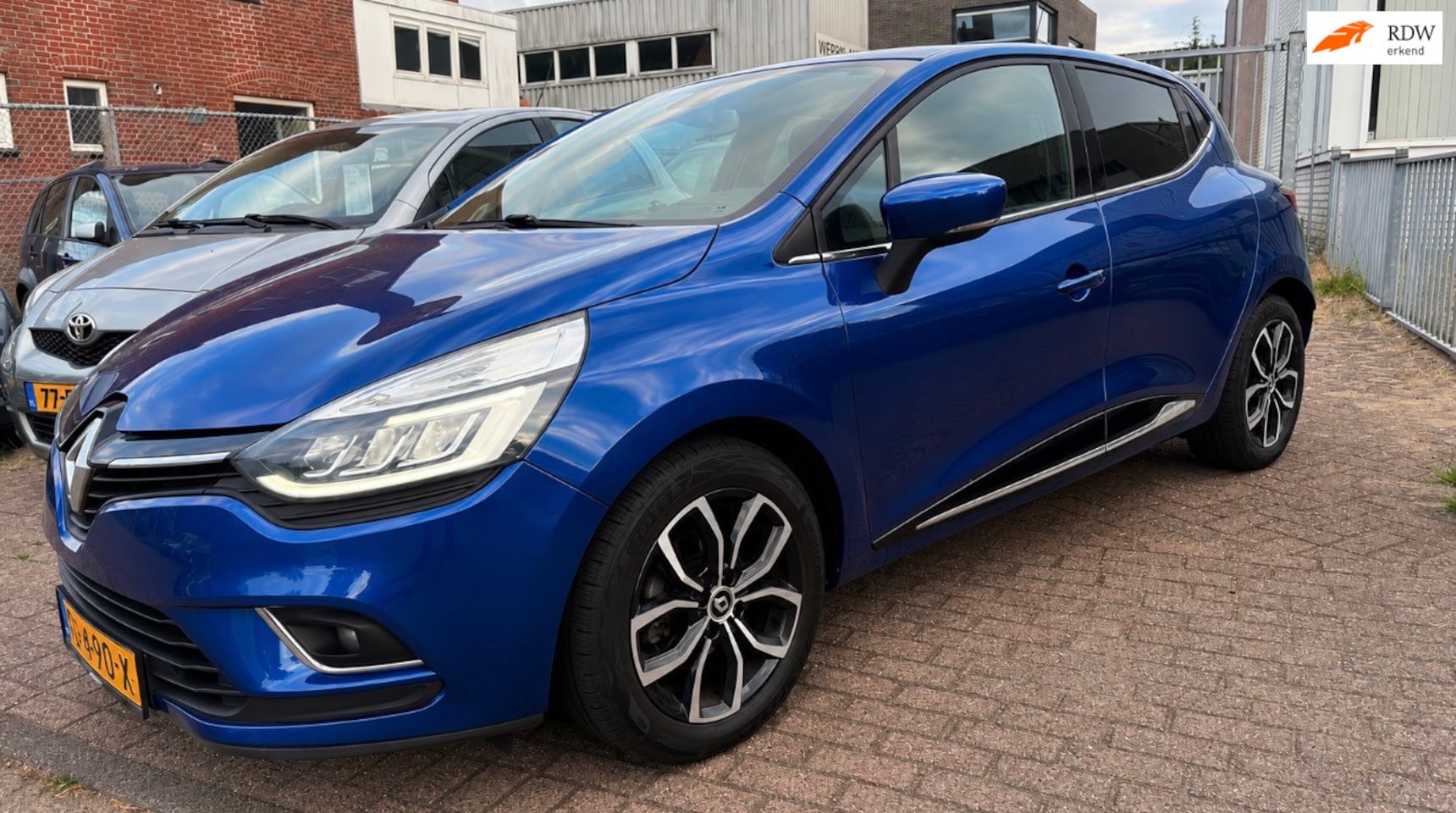 Renault Clio - 0.9 TCe Intens * LED * LMV * - AutoWereld.nl