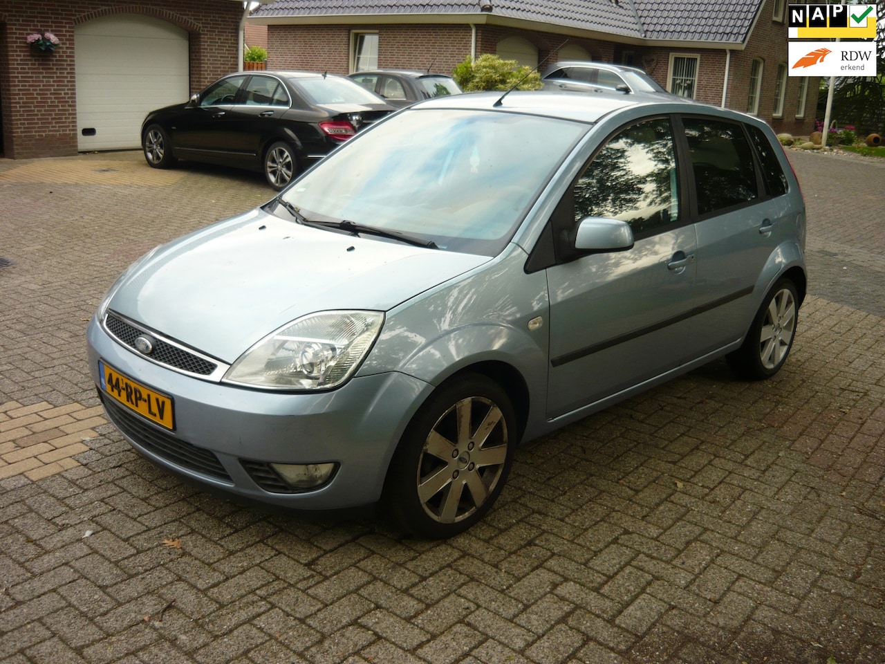 Ford Fiesta - 1.6-16V Futura automaat - AutoWereld.nl