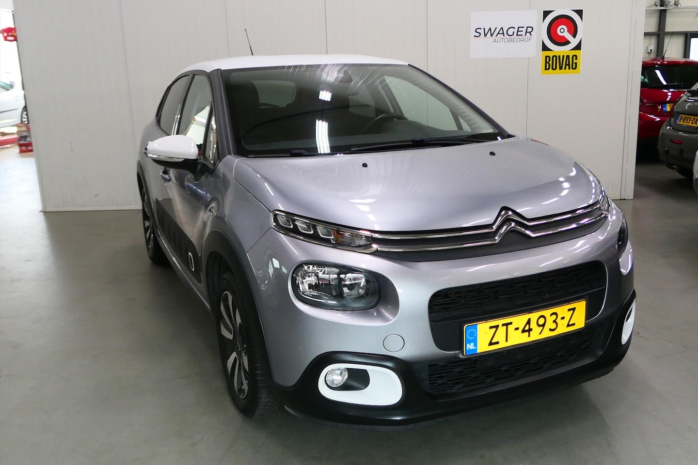 Citroën C3 - 1.2 PureTech Shine 1.2 PureTech 110pk Shine (Goed onderhouden) - AutoWereld.nl
