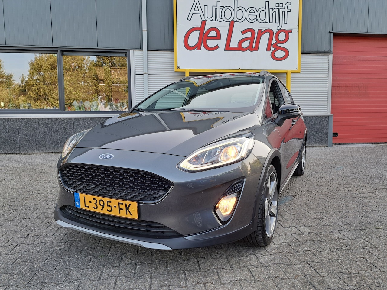 Ford Fiesta - 1.0 EcoBoost Titanium speciale uitv. led verlichting weinig km! - AutoWereld.nl