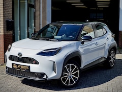 Toyota Yaris Cross - 1.5 Hybrid GR Sport Panorama|Trekhaak|Fietsenrek|Elektr.Achterklep|HUD|BiTone