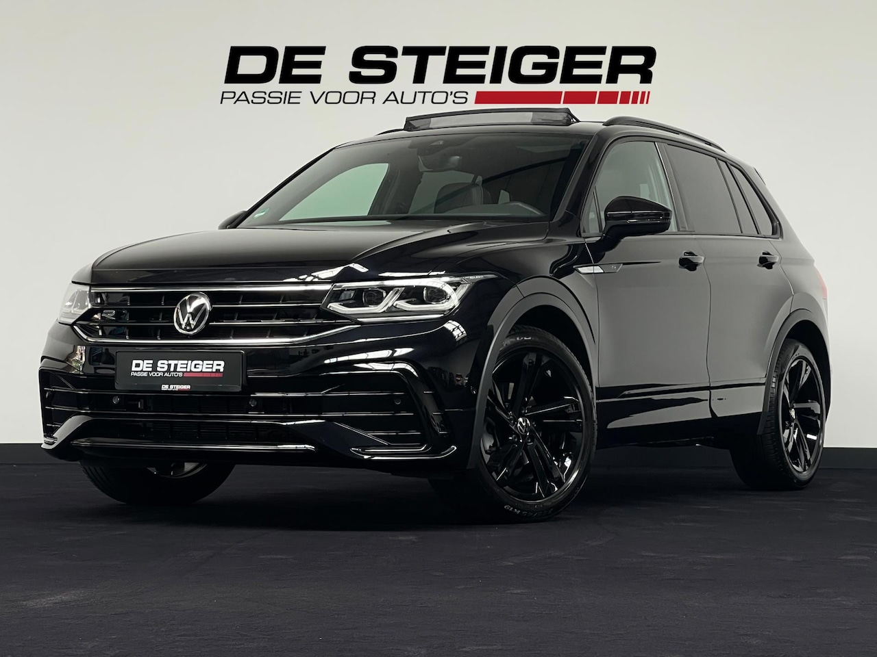 Volkswagen Tiguan - 2.0 TSI 4Motion 3 x R line Pano ACC Sfeer 190 PK - AutoWereld.nl