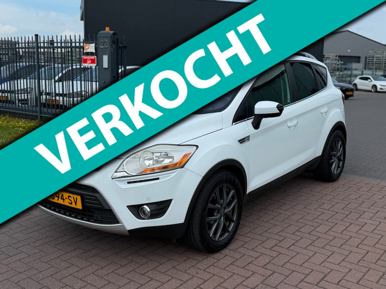 Ford Kuga - 2.5 20V Titanium 200PK Trekhaak Automaat Zeer nette staat! - AutoWereld.nl