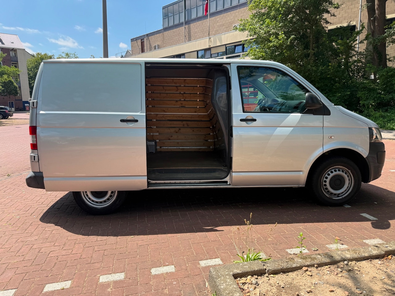 Volkswagen Transporter - 2.0 TDI L1H1 T800 Baseline DC Budgetline 2.0 TDI L1H1 T800 Baseline DC Budgetline - AutoWereld.nl
