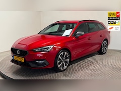 SEAT Leon Sportstourer - 1.0 eTSI FR Business Intense automaat benzine parkeersensoren camera navigatie carplay tre
