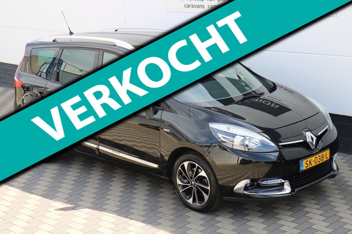 Renault Grand Scénic - 1.5 dCi Bose 7p. Camera Navi Airco LED - AutoWereld.nl
