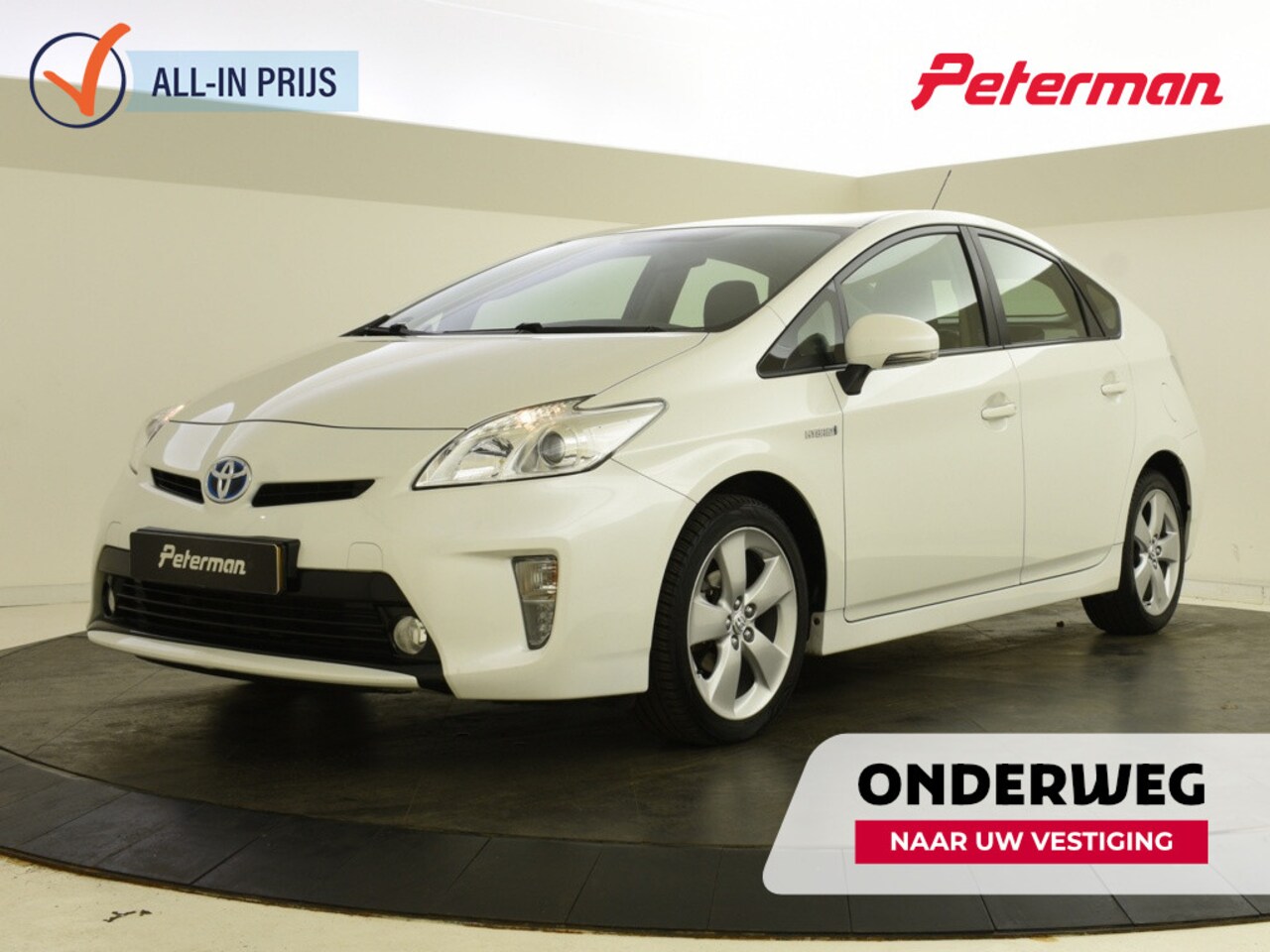 Toyota Prius - 1.8 Business | Allseasons | Trekhaak | Head-up | Halfleer - AutoWereld.nl
