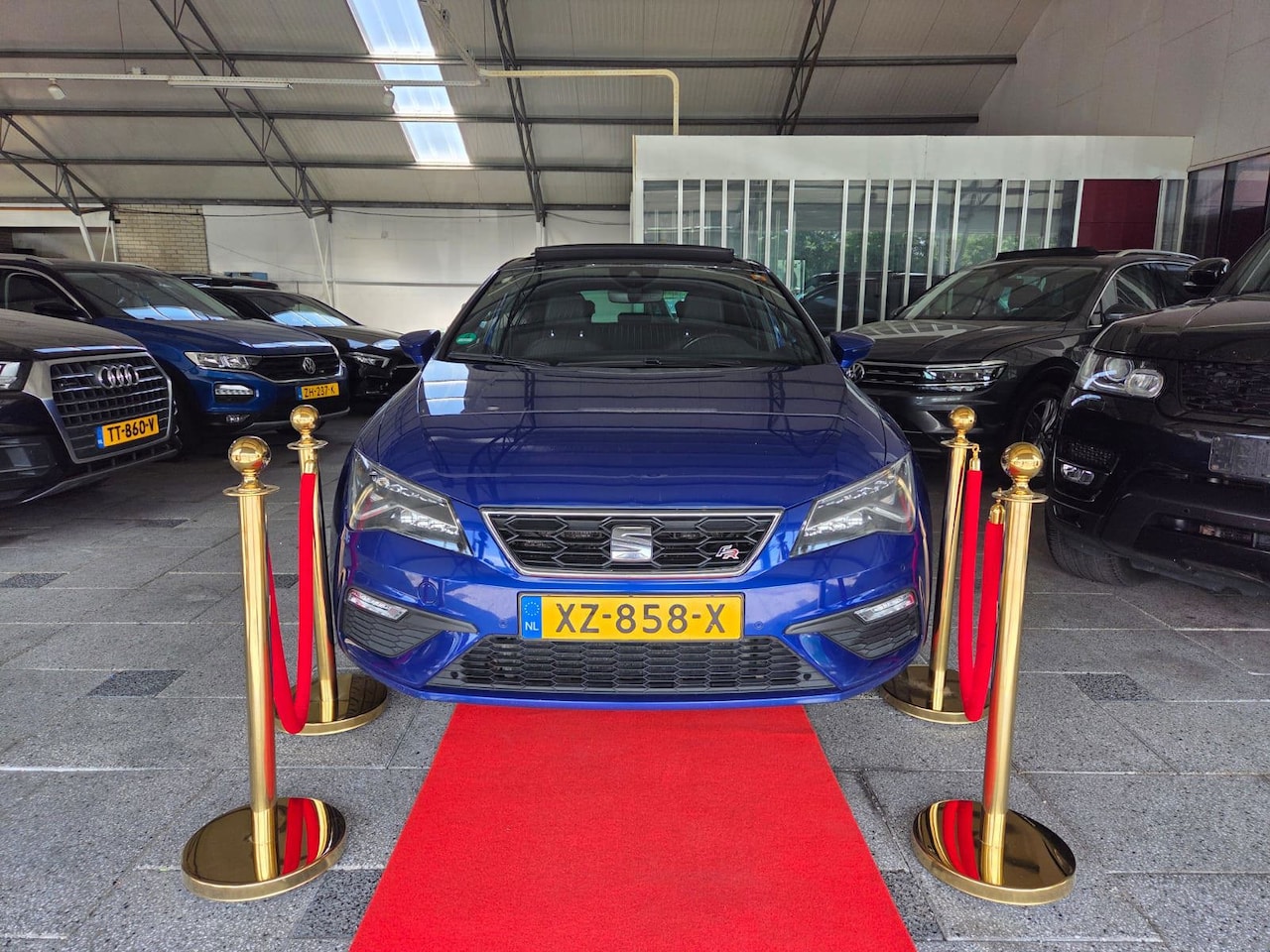 SEAT Leon - 2.0TDI ORIGINAL FR PANORAMA! - AutoWereld.nl