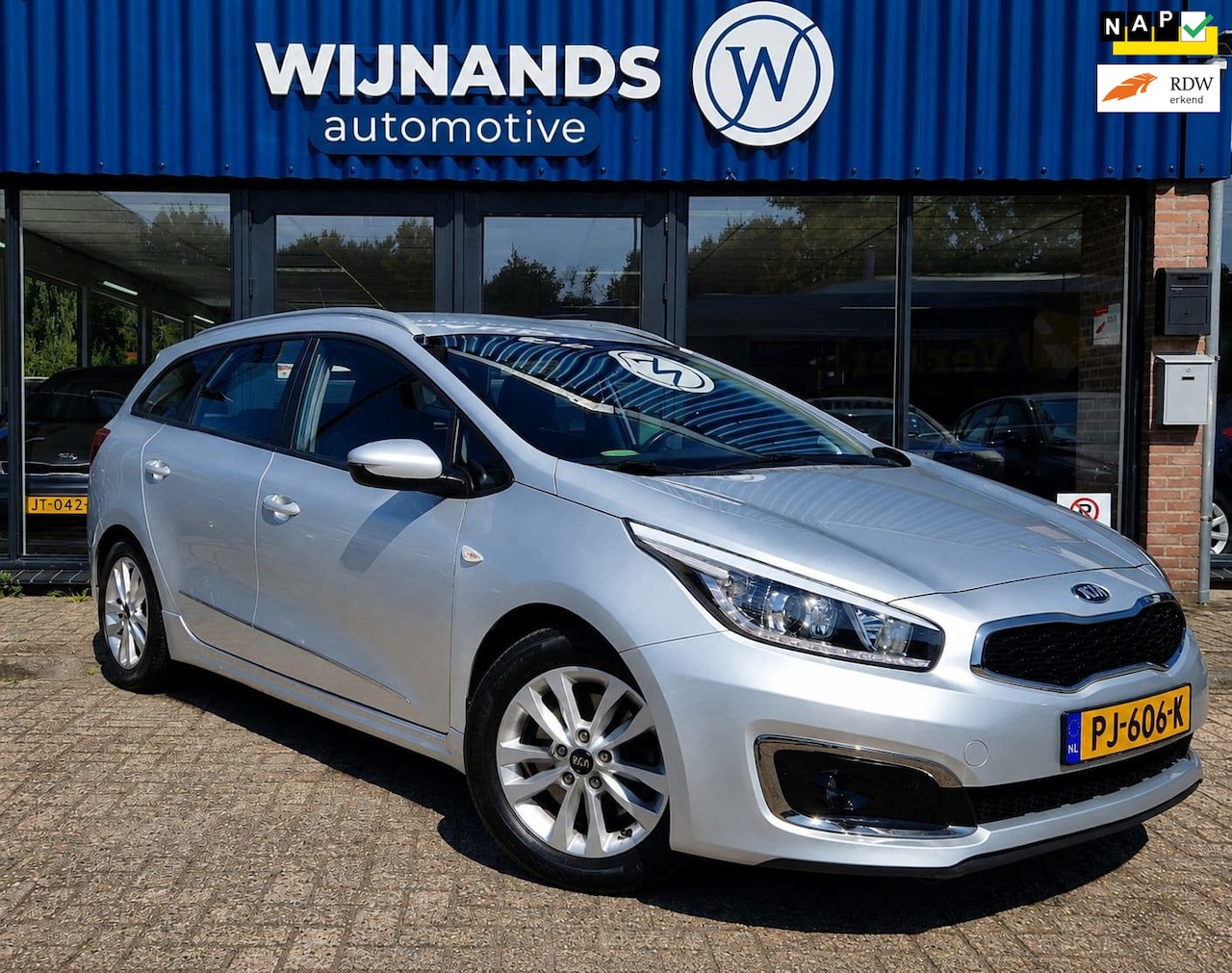 Kia Cee'd Sportswagon - 1.6 GDI Super Pack Trekhaak Camera PDC - AutoWereld.nl