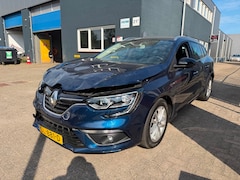 Renault Mégane Estate - 1.5 dCi Eco2 Limited (bj 2018) VOORSCHADE