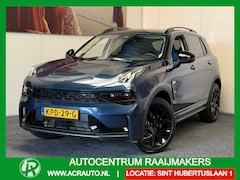 Lynk & Co 01 - 1.5 6.6kW BLACK LINE PREMIUM ZWARTE HEMEL VOL OPTIES 360 CAMERA ADAPTIVE CRUISE CONTROL PA