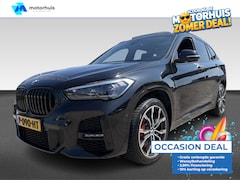 BMW X1 - sDrive20i Business Edition Plus | Achterbank verstelbaar | Achteruitrijcamera | Bluetooth