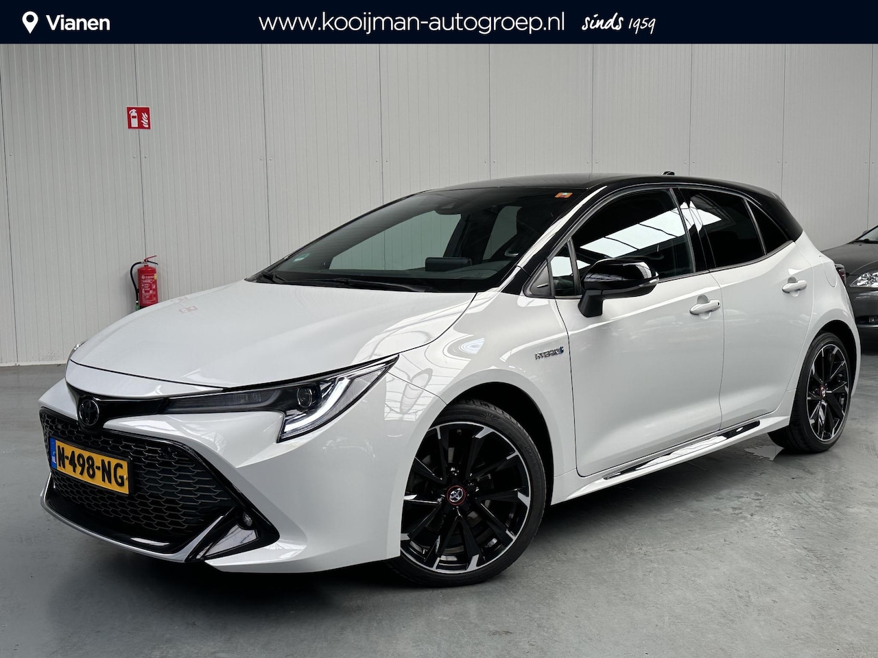 Toyota Corolla - 2.0 Hybrid Business GR-Sport 2.0 Hybrid Business GR-Sport - AutoWereld.nl