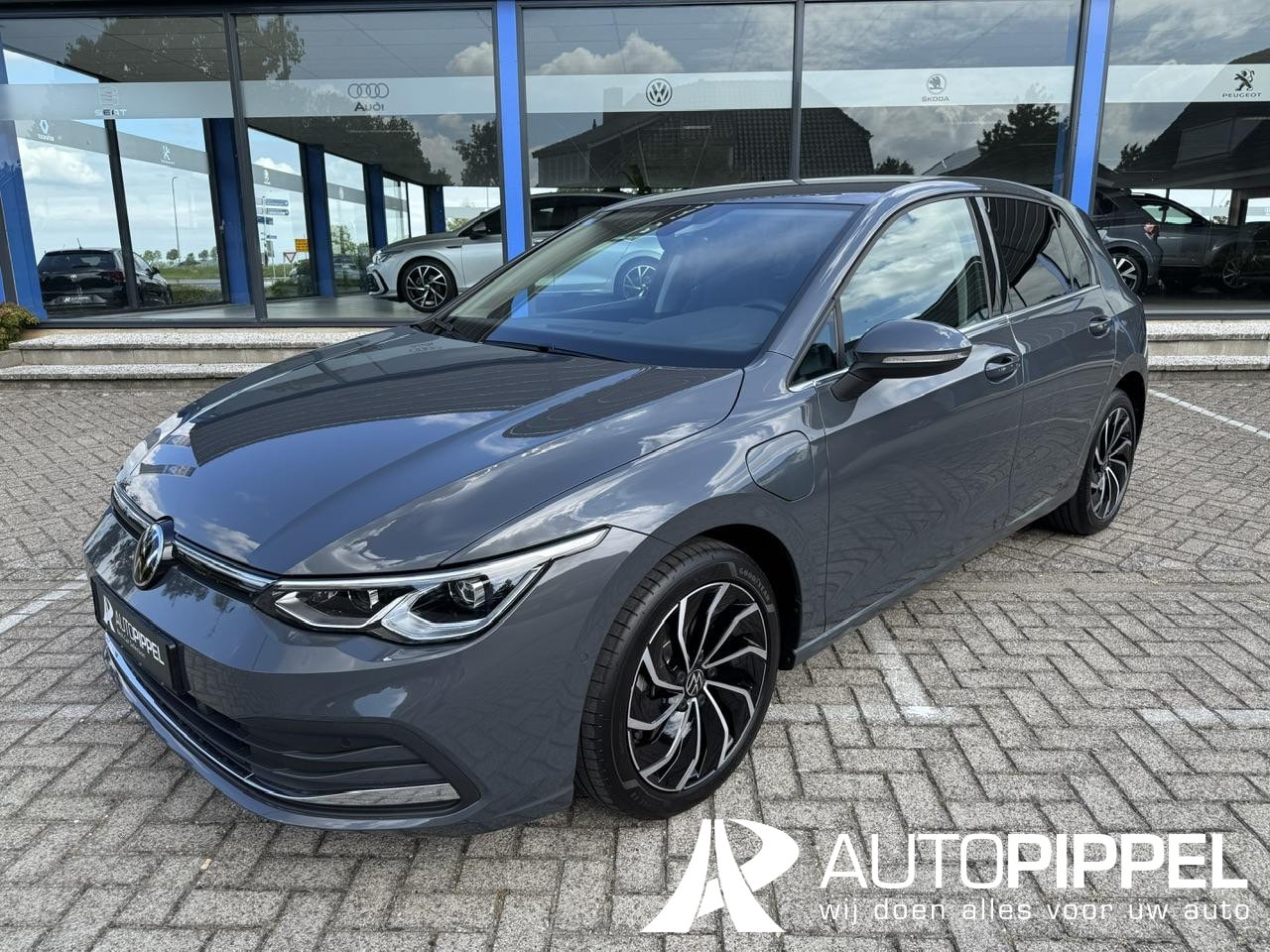 Volkswagen Golf - 1.4 eHybrid Style | IQ.light | Trekhaak | massage stoel | LMV17" | 1eig. | mooi !! - AutoWereld.nl