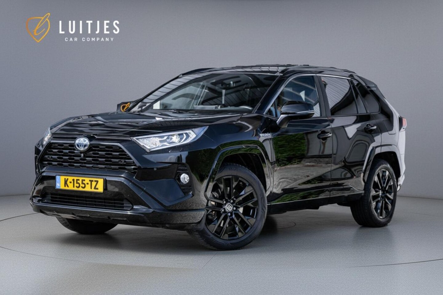 Toyota RAV4 - 2.5 Hybrid AWD Black Edition Org.NL|Pano-dak|Leder|ACC|360°|Stuurverw.|Elek.-Aklep|1e-eig. - AutoWereld.nl