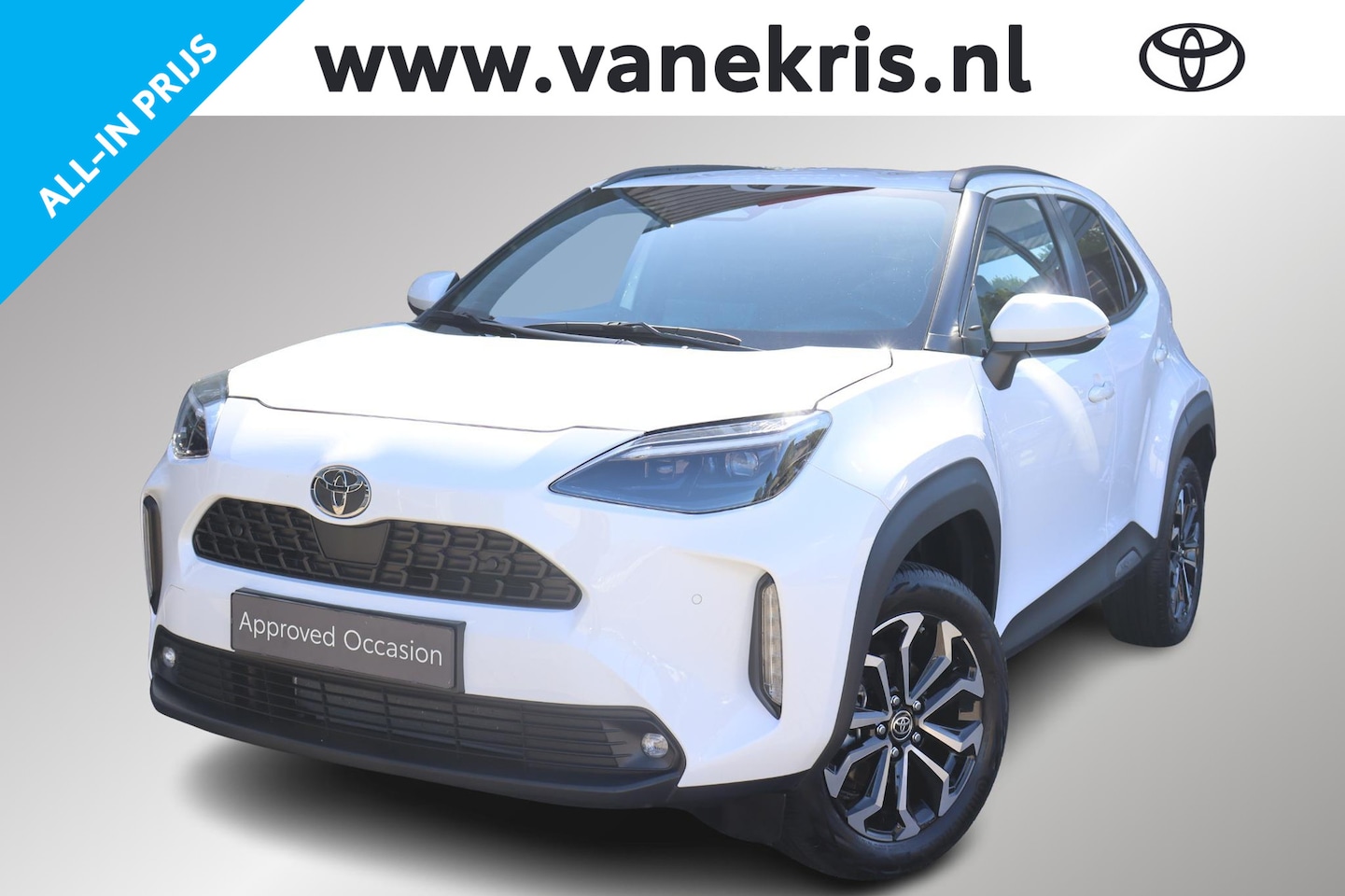 Toyota Yaris Cross - 1.5 Hybrid 115 First Edition , Parkeersensoren , Stoel- en stuurverwarming , BSM - AutoWereld.nl