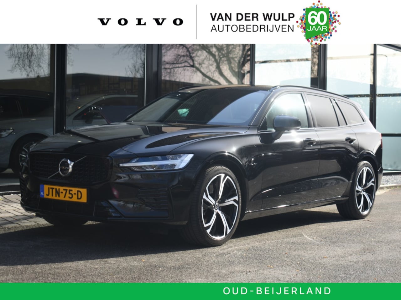 Volvo V60 - T8 455pk AWD Ultra Dark | Lounge | 19'' | Leder | Massage - AutoWereld.nl