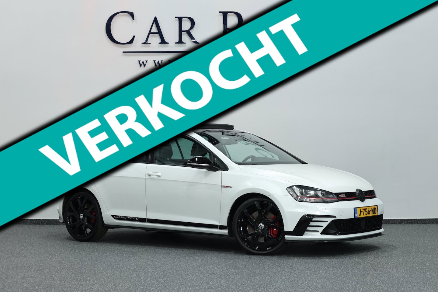 Volkswagen Golf - 2.0 TSI GTI Clubsport 265+PK LED/PANO/LEDER+S.VERWARMING/19" LMV/CAM/ACC/ECC/12 MND GARANT - AutoWereld.nl