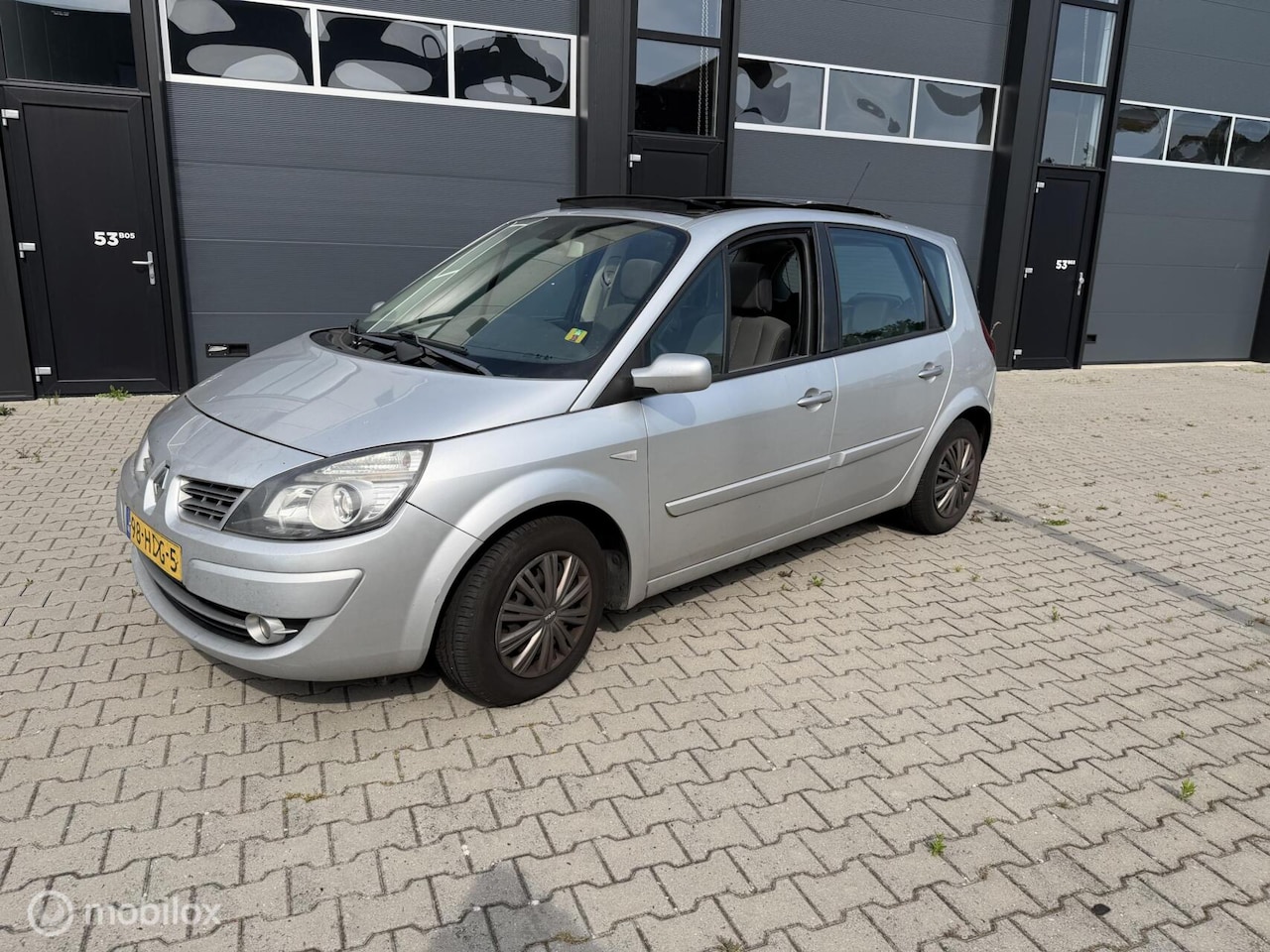 Renault Scénic - 1.6-16V Business Line 1.6-16V Business Line - AutoWereld.nl