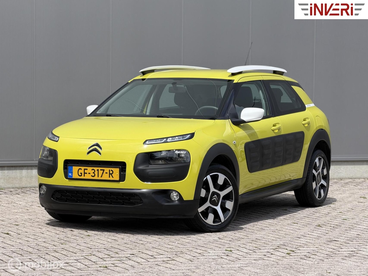 Citroën C4 Cactus - 1.2 VTi | Nieuwe Riem! | Nieuwe APK! | Cruise | Camera | 17 inch | - AutoWereld.nl
