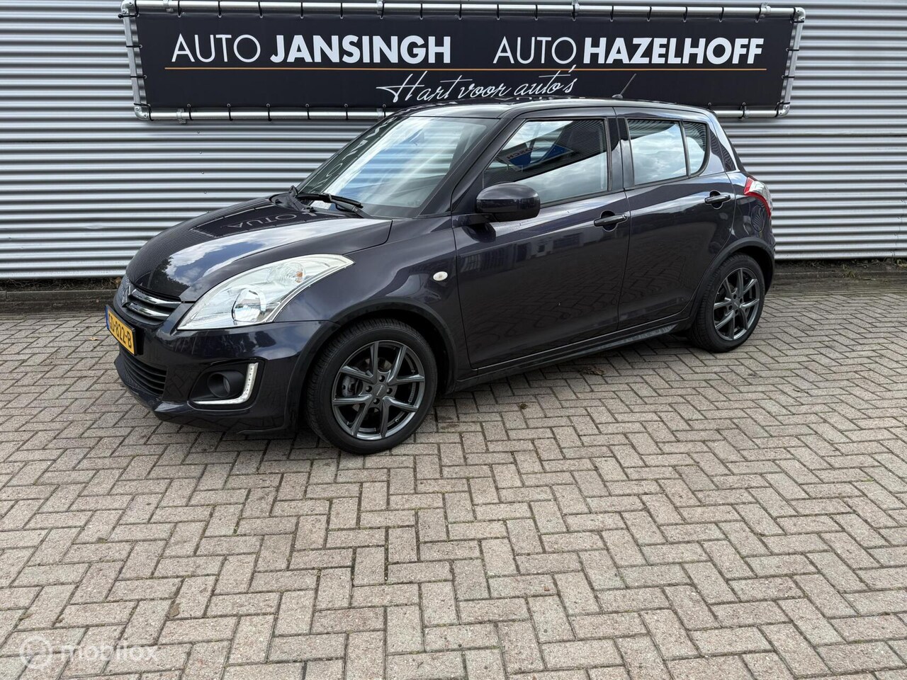 Suzuki Swift - 1.2 Style EASSS | Cruise | Airco | Navi | PDC Achter | Bluetooth | - AutoWereld.nl