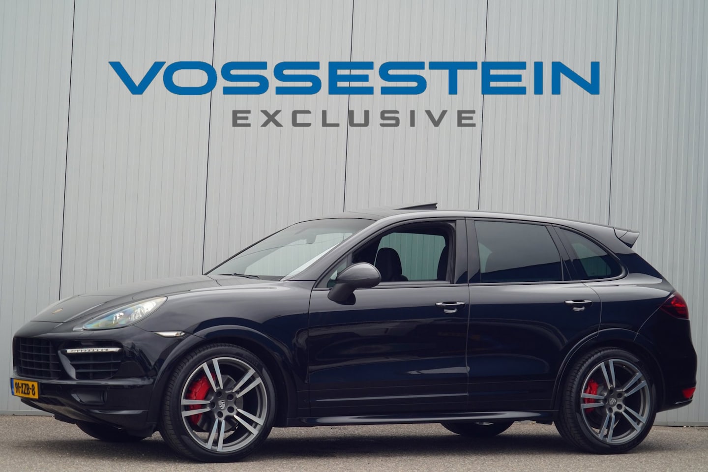 Porsche Cayenne - 4.8 GTS / NL-Auto / Schuifdak / Afn. Trekhaak / Navi / Luchtvering / Memory Seat - AutoWereld.nl