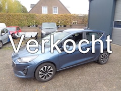 Ford Fiesta - 1.0 EcoBoost Hybrid Titanium Ecc, Navigatie, Led, PDC, Chroom