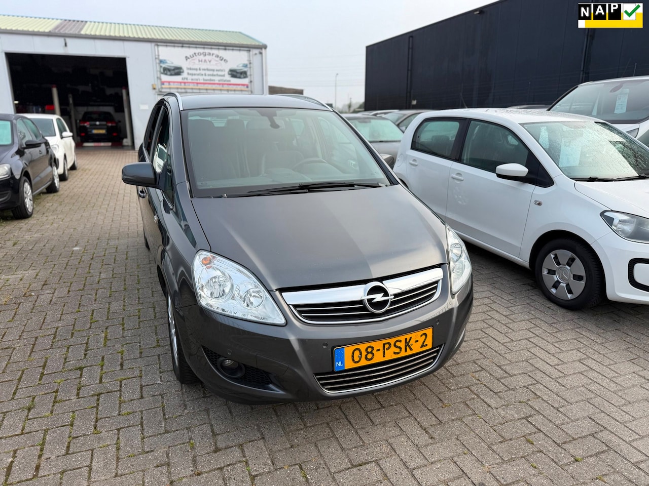 Opel Zafira - 1.8 Cosmo|Automaat|Clima|Navi - AutoWereld.nl