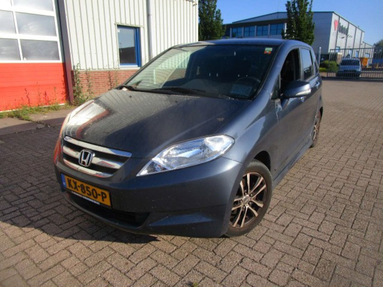 Honda FR-V - 1.7i Lagerschade!! - AutoWereld.nl